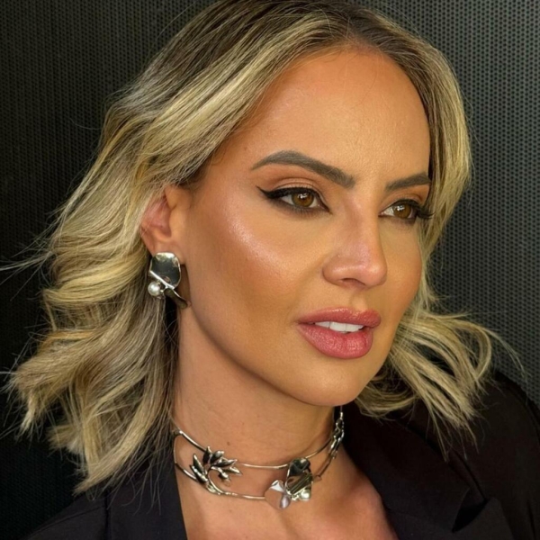 Choker vazada com pérola